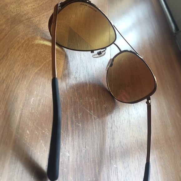 Authentic Michael Kors Aviator Chelsea Sunglasses - Picture 7 of 7